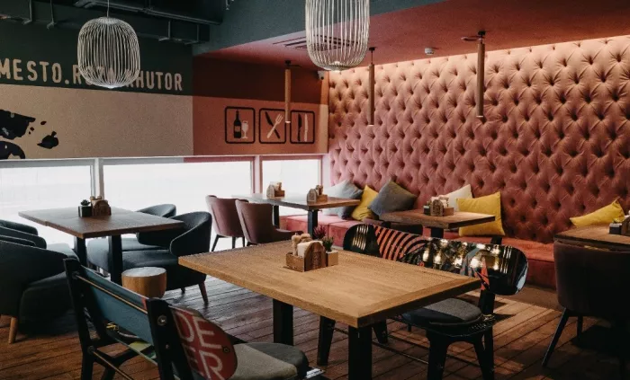 ​Кафе "Mesto BBQ Bar".