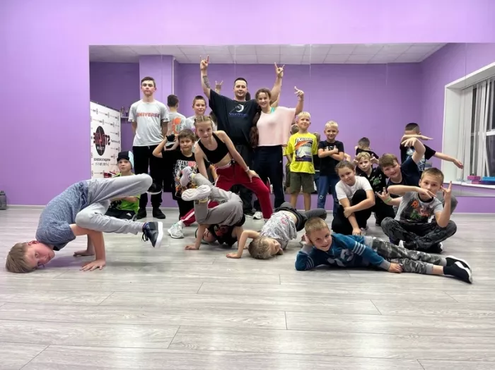 Школа танцев "Jumping-Сrew"