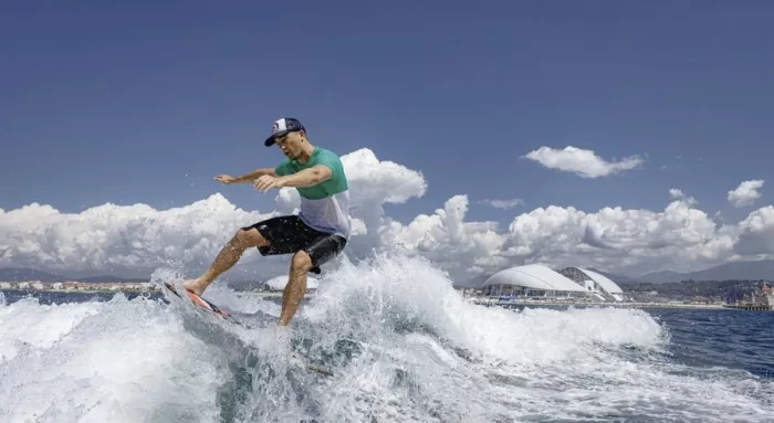 Школа вейк-серфинга "Sochi Surf"