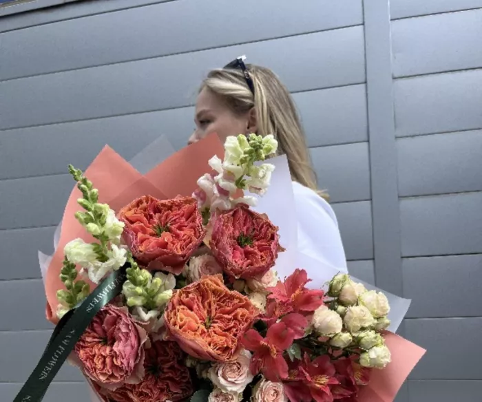Цветочный салон "Sam Flowers"