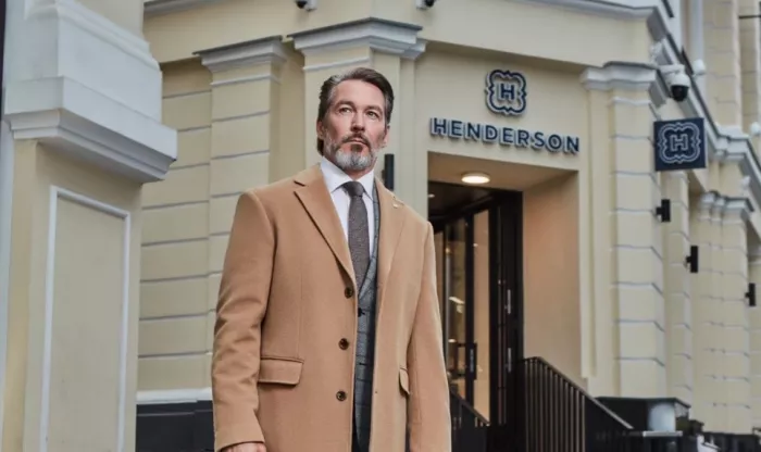 Магазин мужской одежды, обуви и аксессуаров «Henderson»