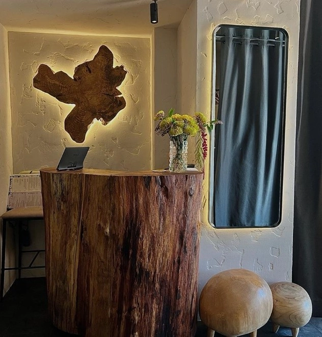​Ресторан "Co-Co Chalet ".