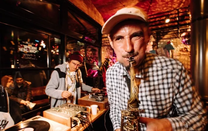 Кофейня "The house of surf coffee".