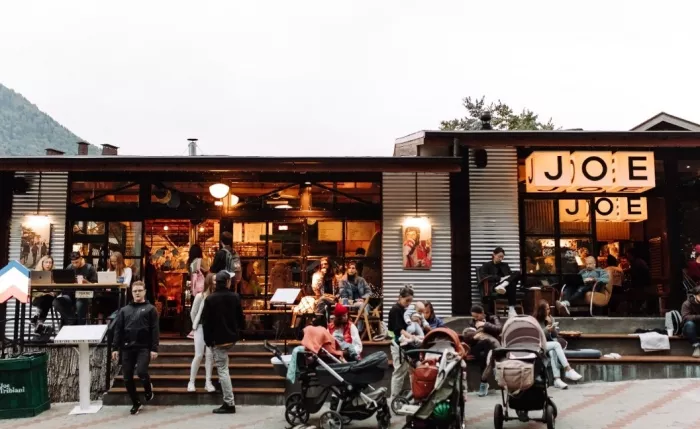 Кофейня "The house of surf coffee".