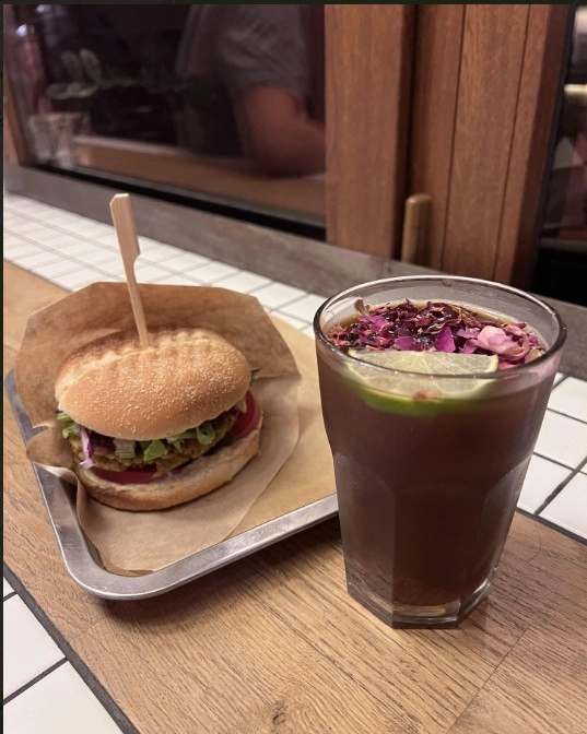 ​Кафе "SoulFood ".