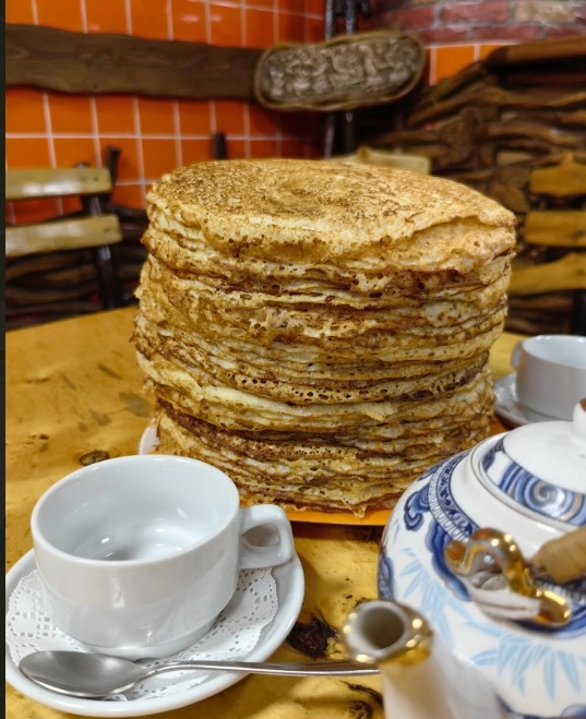 Кафе "Вареничная Хата".