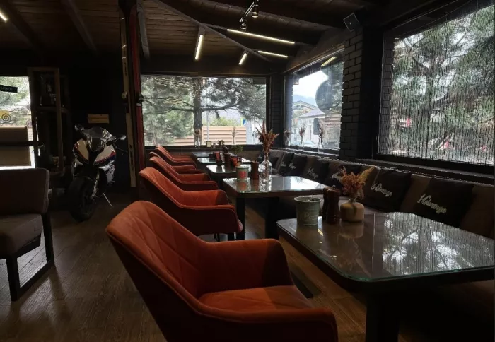 ​Кафе "Glounge".