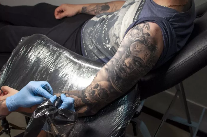 Татуировки и пирсинг "TATTOO GRAFIKA".