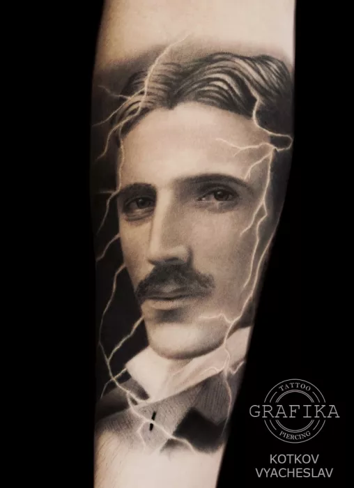 Татуировки и пирсинг "TATTOO GRAFIKA".