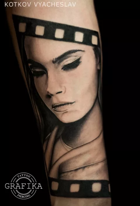 Татуировки и пирсинг "TATTOO GRAFIKA".