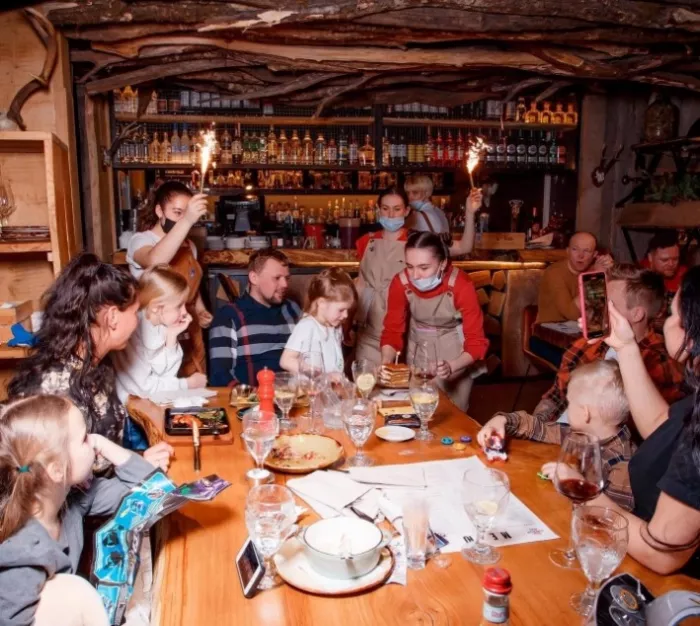 Гастрокомплекс "Мясной дом ".