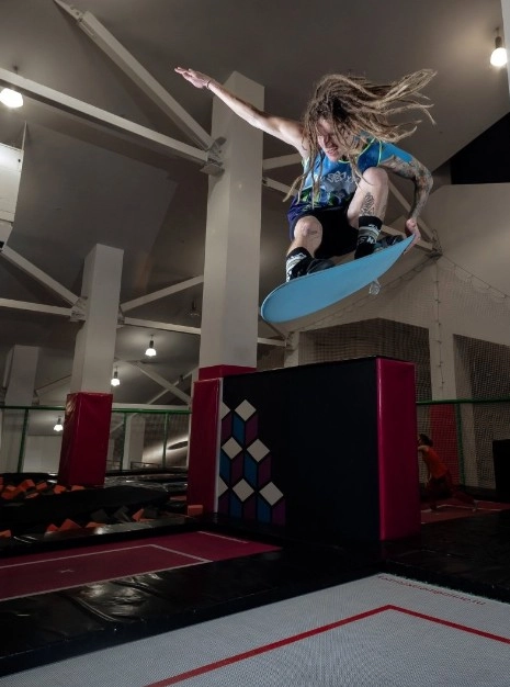 ​Батутный центр "Art of flight ".