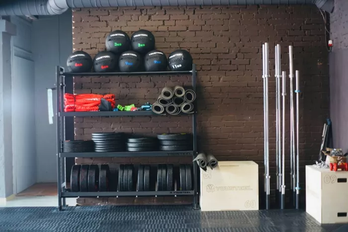 ​Фитнес-клуб "Heavy metal fitness".