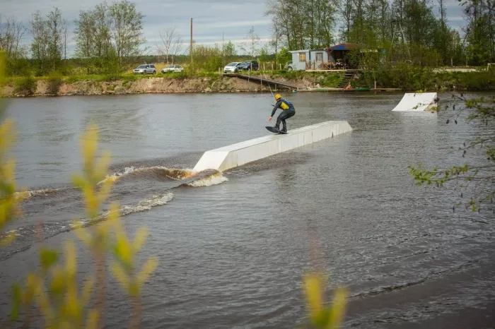 Вейк-парк "Humanoid Wake Park & Boat"