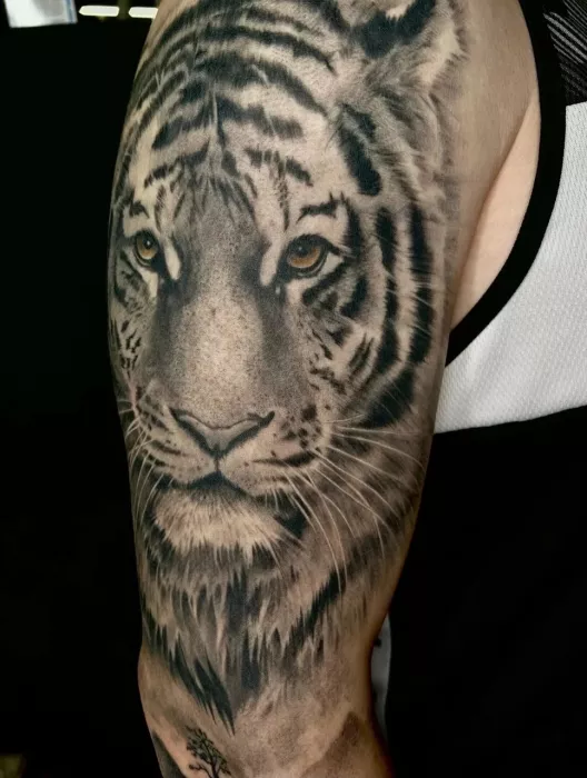 Тату салон "Backstage Tattoo Studio"