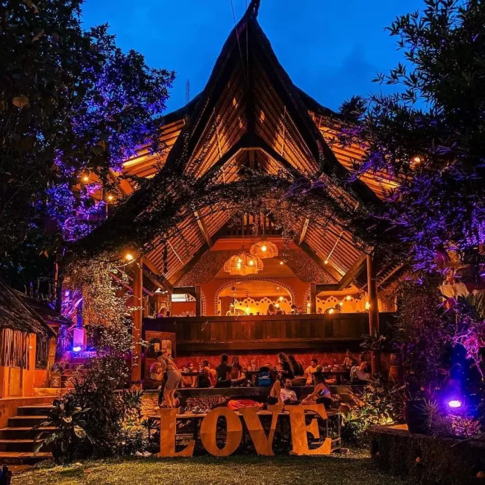 Студия Йоги «The Yoga Barn»