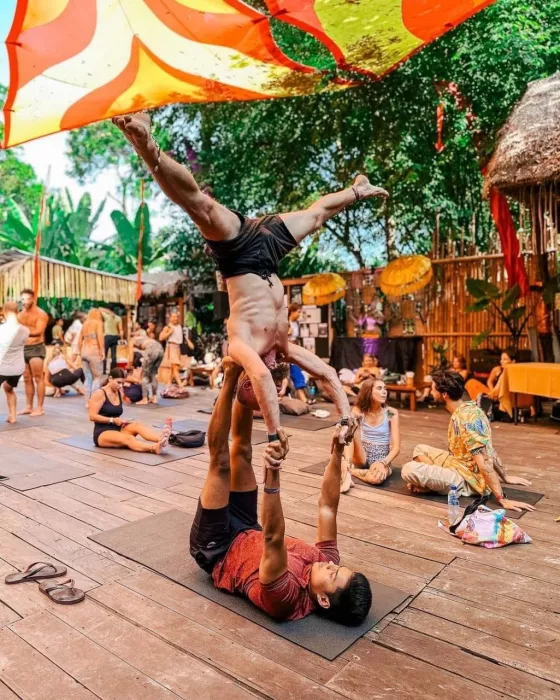Студия Йоги «The Yoga Barn»