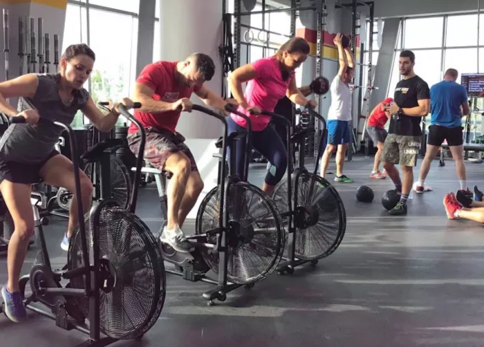 Фитнес "Sands Fitness/CrossFit Oasis"