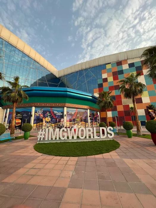 Тематический парк IMG Worlds of Adventure
