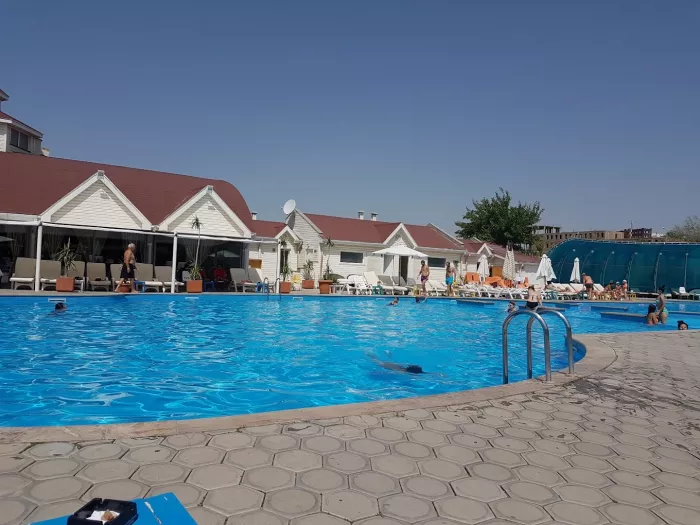 Теннисный клуб "Davtyan Tennis Club"