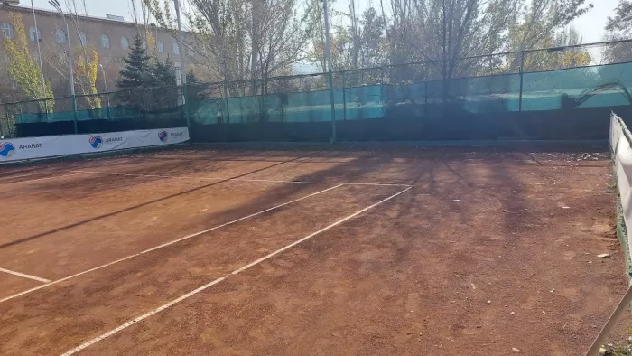 Теннисный корт "Ararat Tennis Club"