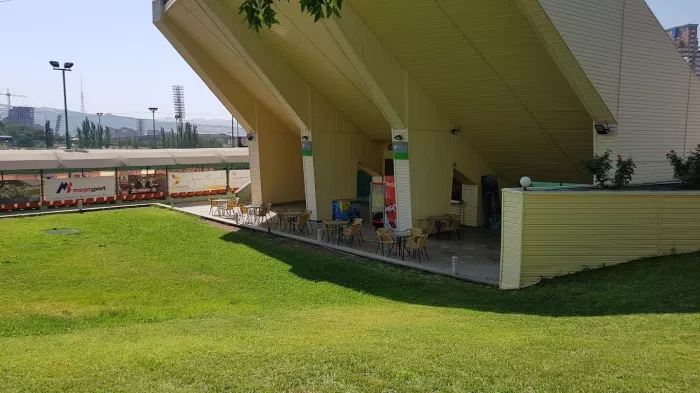 Теннисный Клуб "Incourt Tennis Club"