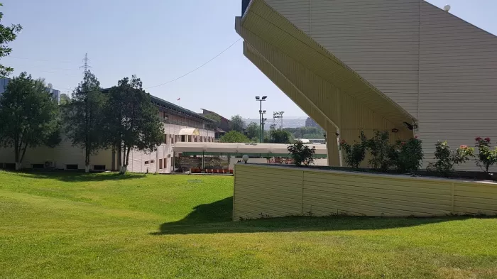 Теннисный Клуб "Incourt Tennis Club"