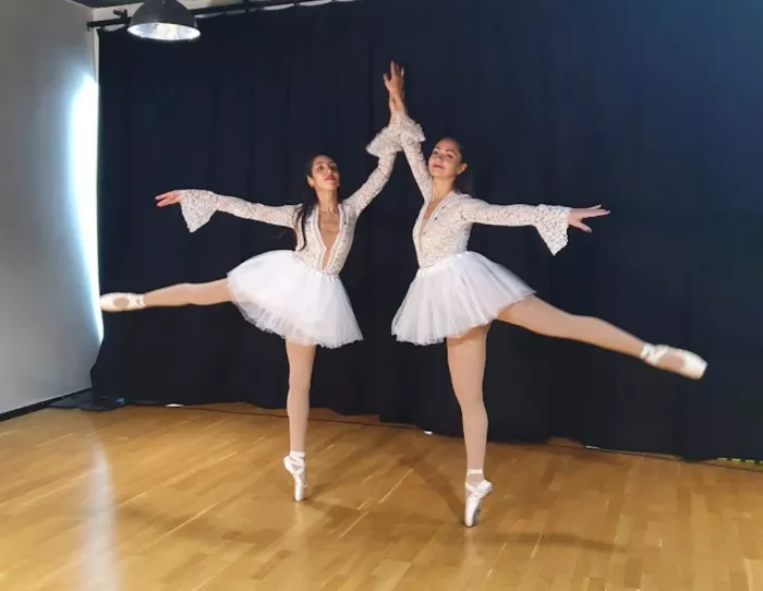Танцевальная студия «James & Alex Dance Studios»