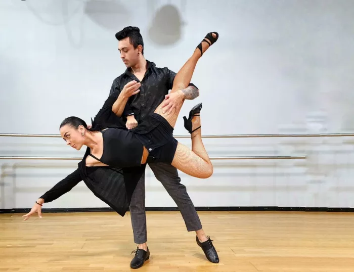 Танцевальная студия «James & Alex Dance Studios»