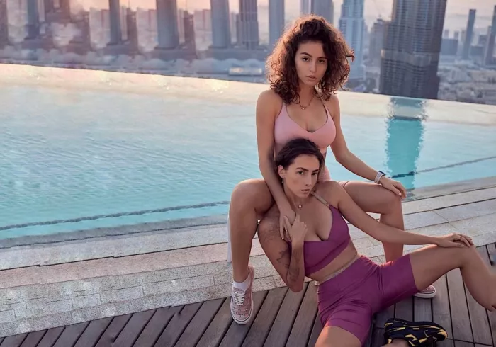 Акробатика «TOPSTRETCHING Downtown»