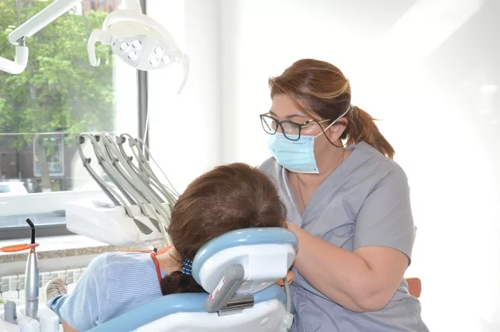 Стоматологическая клиника "Yerevan Dental Clinic"