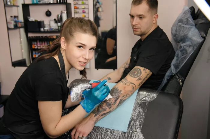 Тату салон "Hennotannic Artistry"