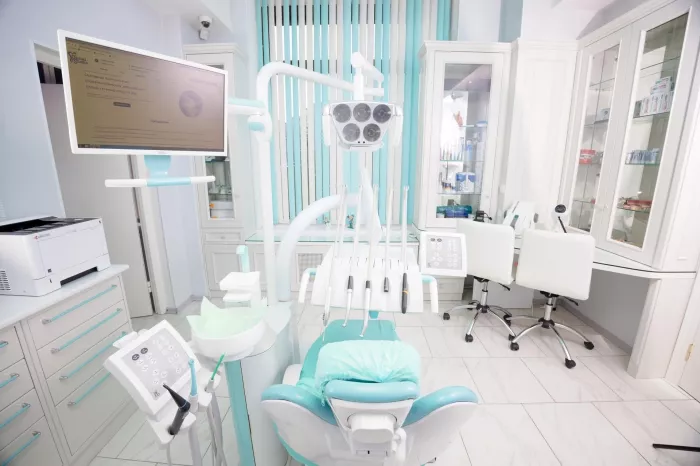 Стоматологическая клиника "Dental Studio"