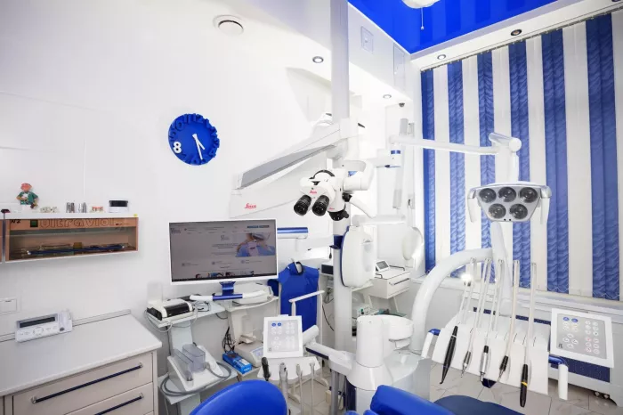 Стоматологическая клиника "Dental Studio"