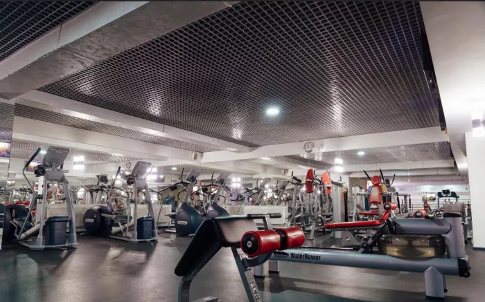Фитнес с бассейном "Fresh fitness"