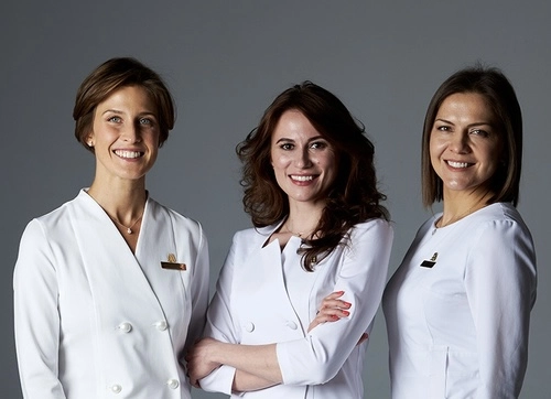 Стоматология «Aesthete dental clinic»