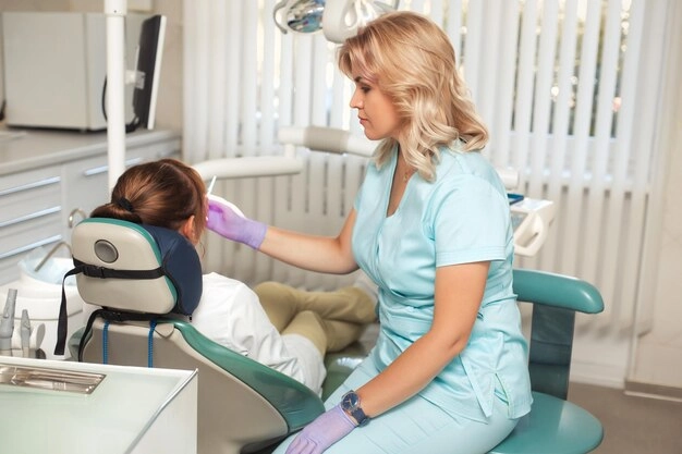 Стоматология «Versailles Dental Clinic»