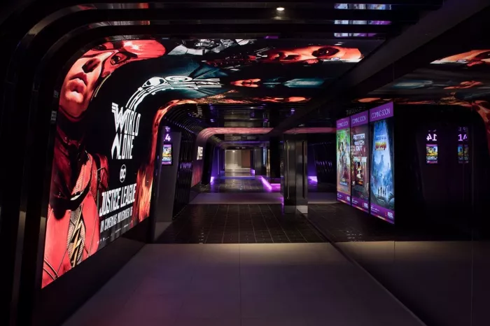 Кинотеатр "Reel Cinemas"