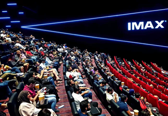 Кинотеатр "Vox Cinemas"