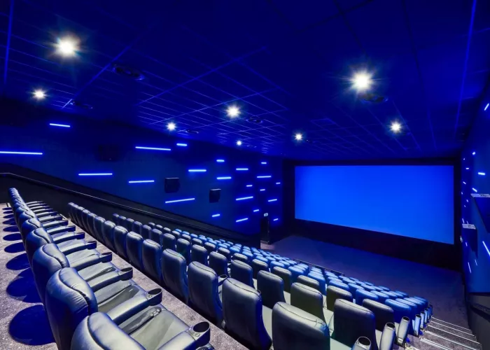 Кинотеатр "Vox Cinemas" в ​Deira City Centre Mall