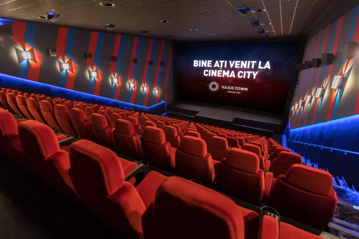 Кинотеатр "Vox Cinemas" в ​Deira City Centre Mall