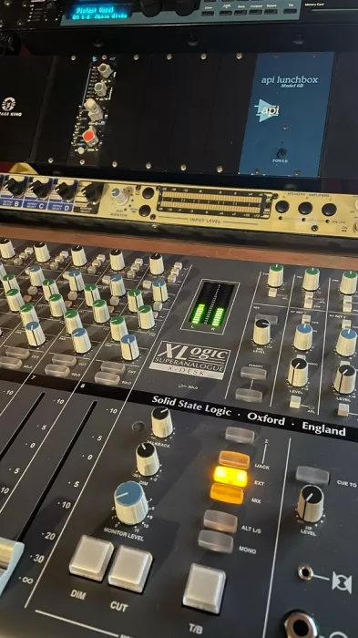 Студия звукозаписи "Alpha Sound Recording Studio"