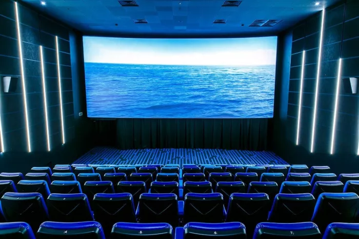Кинотеатр "Vox Cinemas" Burjuman Mall