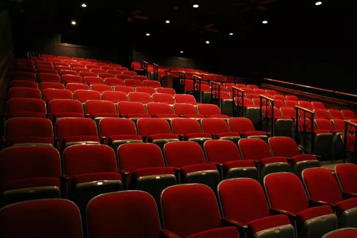 Кинотеатр "Vox Cinemas" Burjuman Mall