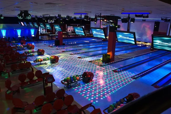 Боулинг-клуб "Switch Bowling"