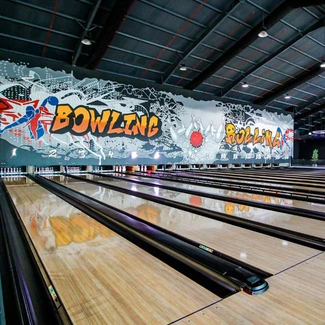 Боулинг-клуб "H Bowling Center"