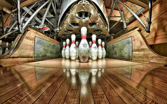 Боулинг-клуб "Funky Lanes Bowling Centre"