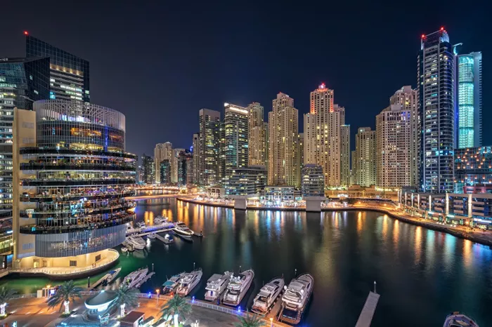 Городской пляж "Dubai Marina beach"