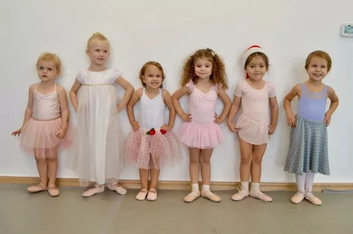 Школа танцев "Dubai Dance Academy"