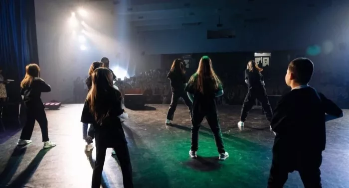 Школа танца и растяжки " Vozdyx.danse"